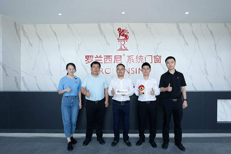 新浪家居专访合照